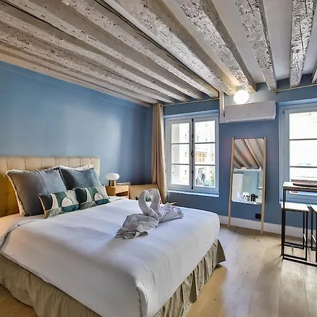 Beautiful In The Marais District Апартаменты